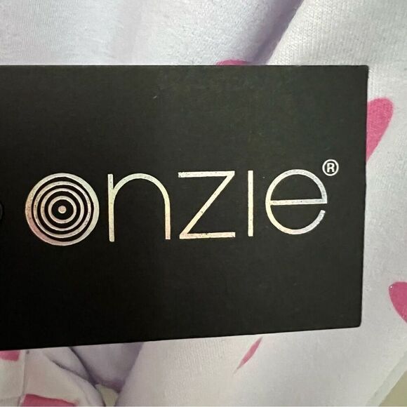 ONZIE Bella Pink Hearts Pullover Sweatshirt M/L 8-10 White Lightweight Cropped - Picture 4 of 5